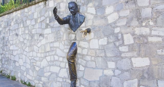 Traverser les murs : L'impossible d'hier, le quotidien de demain